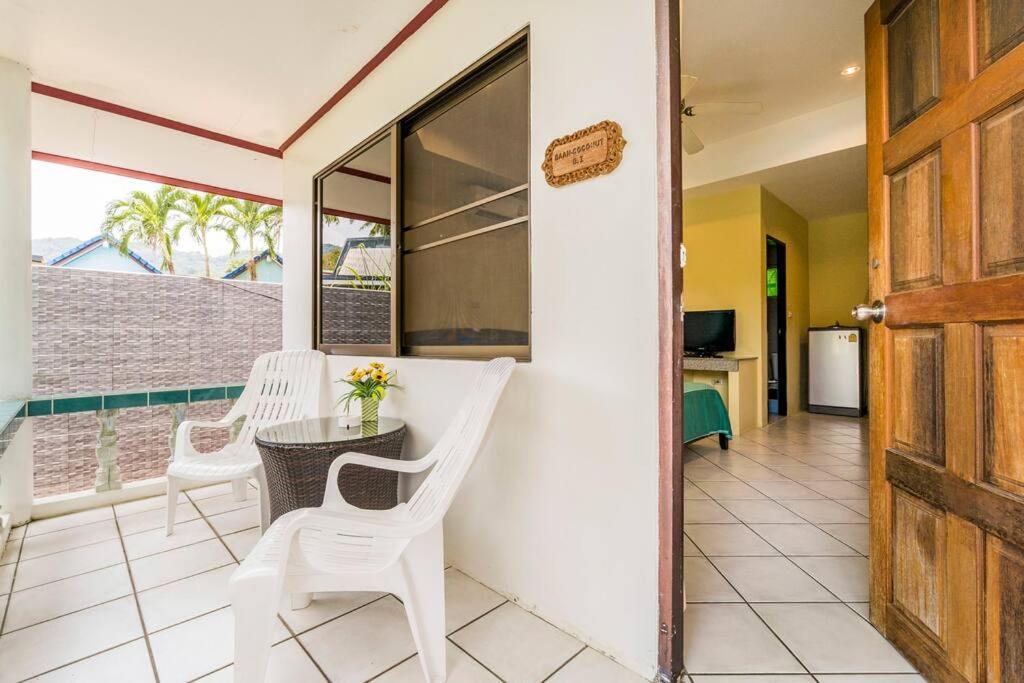 Baan Coconut Villa Bang Tao Beach  Exterior photo